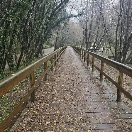 Uima River House Lobao
